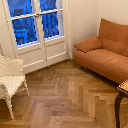 Joli 2 Pieces Dernier Etage, Centre Apartman *