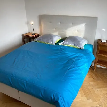 Apartman Joli 2 Pieces Dernier Etage, Centre *